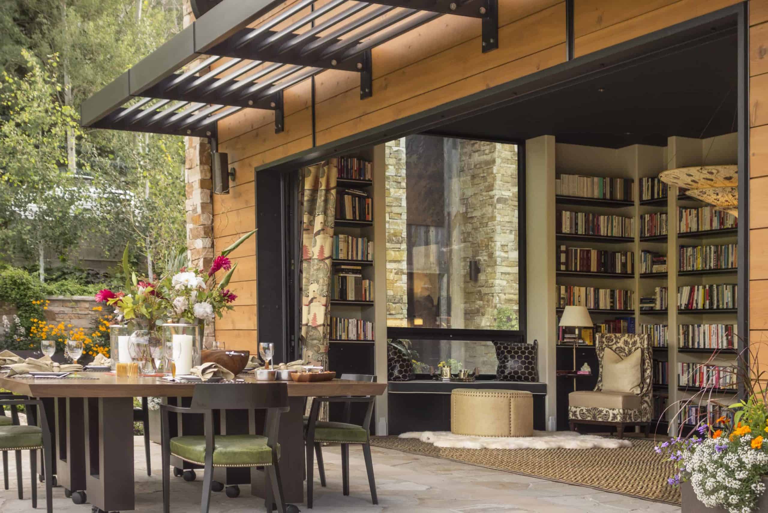 Luxury Home with Outdoor Dining