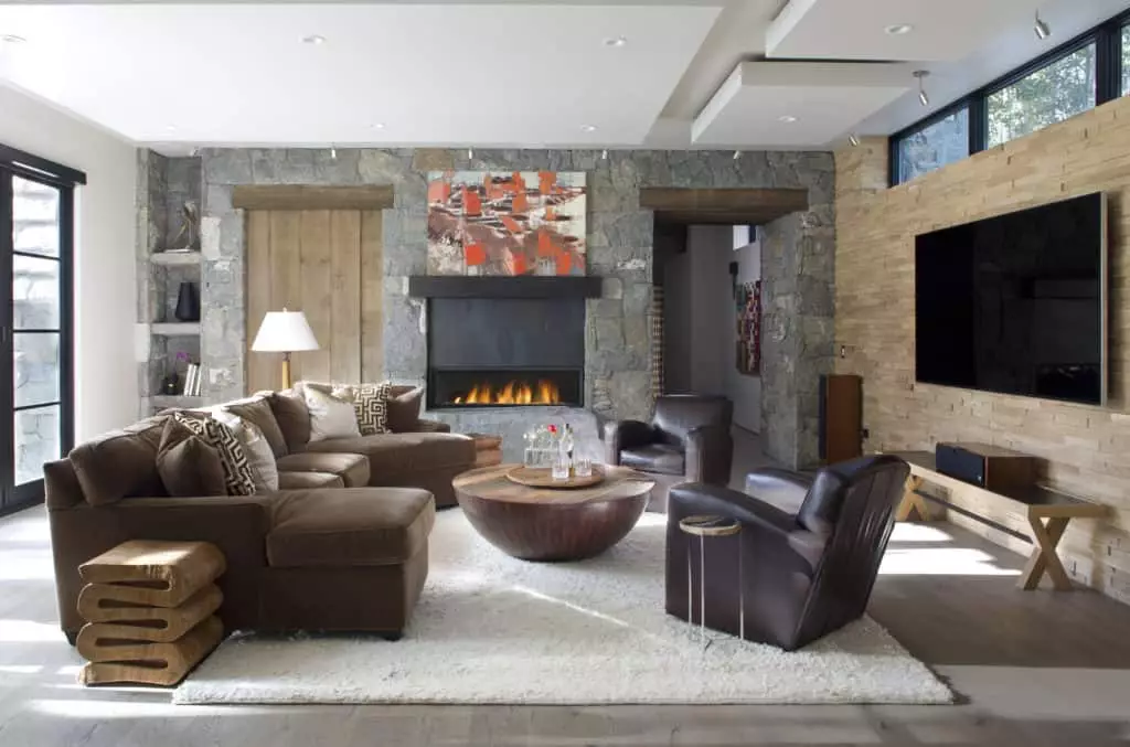Cozy lodge style family room and mountain modern home interiors